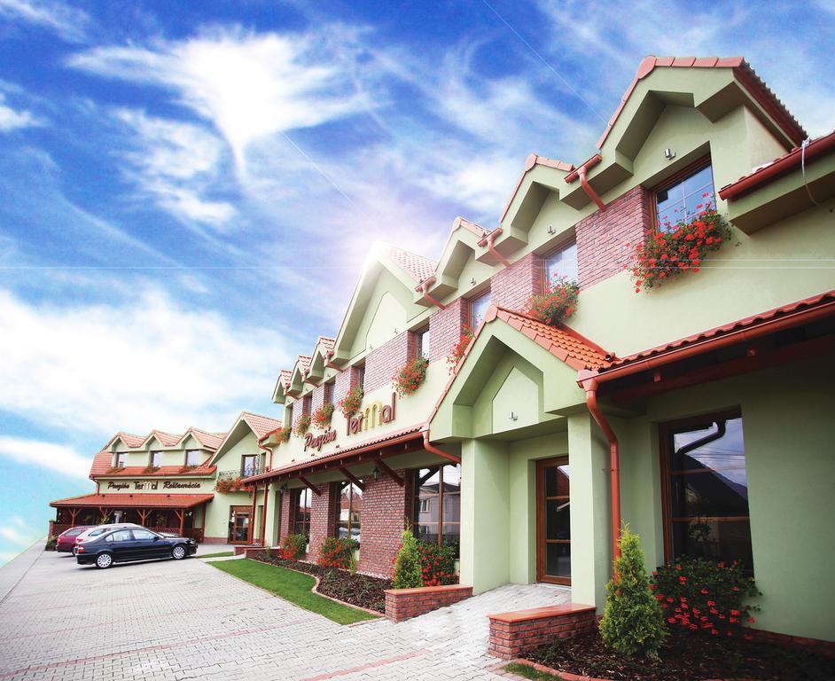 Penzion Termal Bojnice Ngoại thất bức ảnh